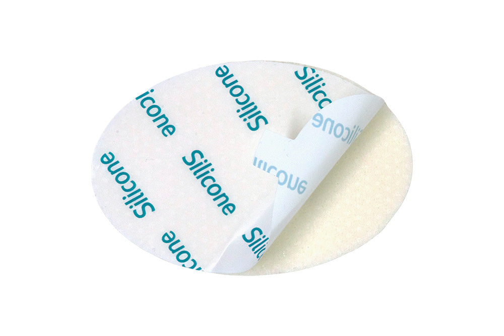 peel back protective layer on aerobolster foam silicone layer for absorbing exudate