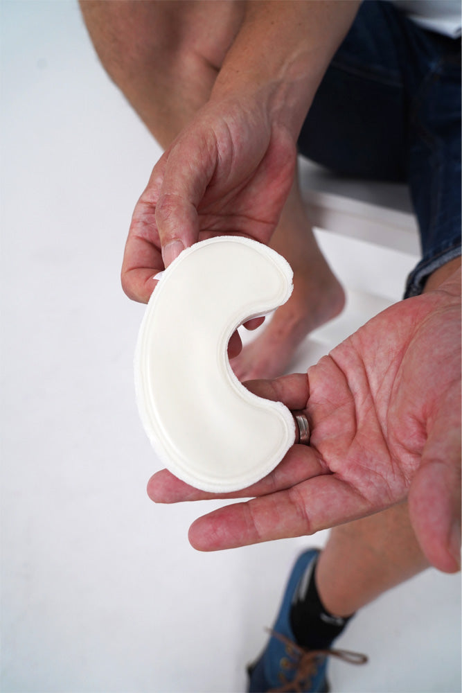 medium crescent aerobolster with pre filled air bolster for ankle wounds