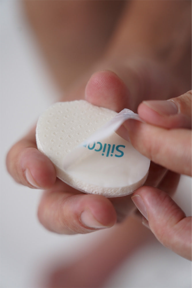 close up of aerobolster air bolster silicone and foam dressing for lower leg wounds