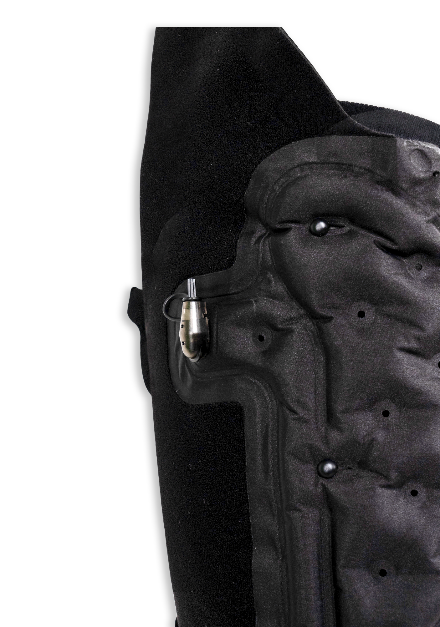 close up aero-wrap valve on thigh sleeve for swelling management on upper leg
